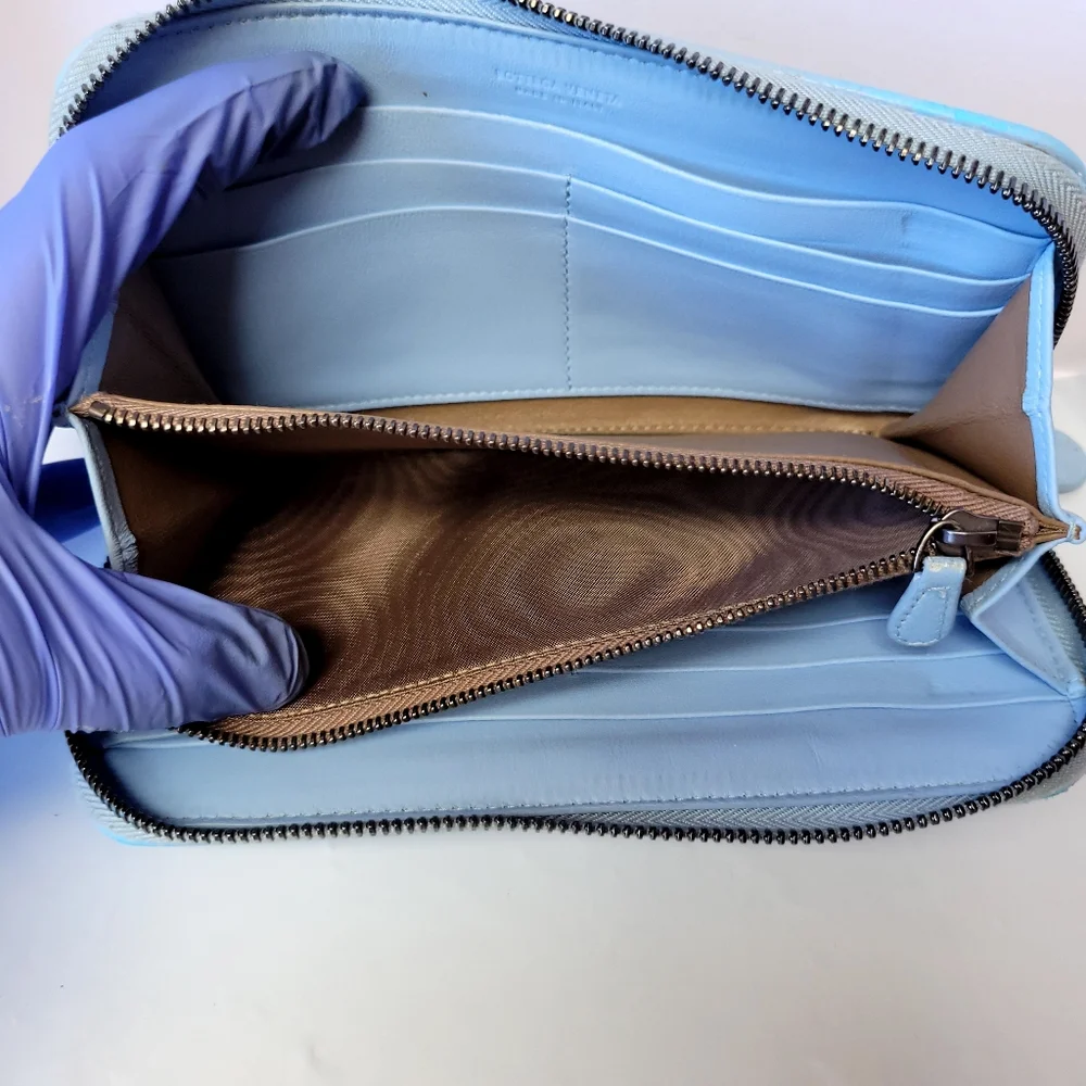 Bottega Veneta Intrecciato Blue Round Zipper Long Wallet - Picture 7 of 10